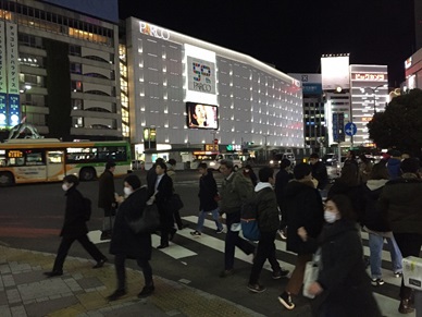 池袋駅東口