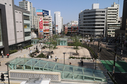 大塚駅南口駅前広場