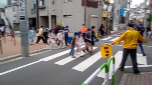 子どもたちを交通事故から守る取組み（池袋本町小学校）