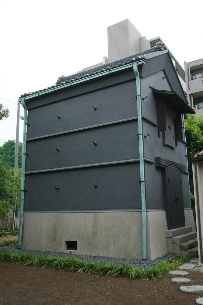旧江戸川乱歩邸土蔵の外観の写真