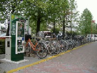 千川駅路上路上自転車駐車場・外観