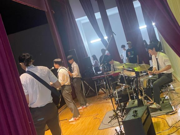 軽音ステージの様子