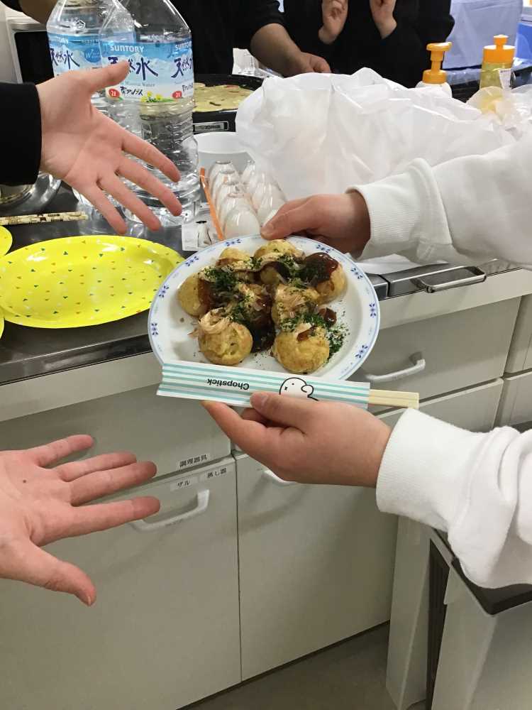 完成したたこ焼きの写真
