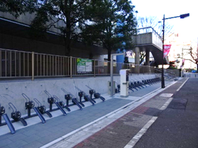 池袋駅西第二自転車駐車場外観