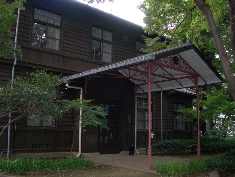 学習院東一号館（旧皇族寮）