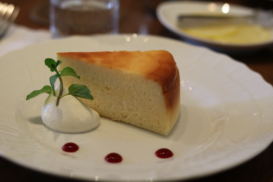 チーズケーキプリヤートナ