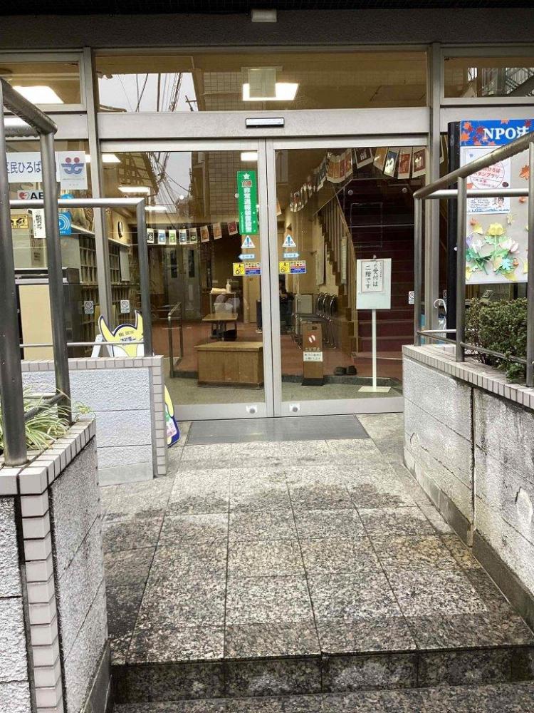区民ひろば清和第一自動ドア