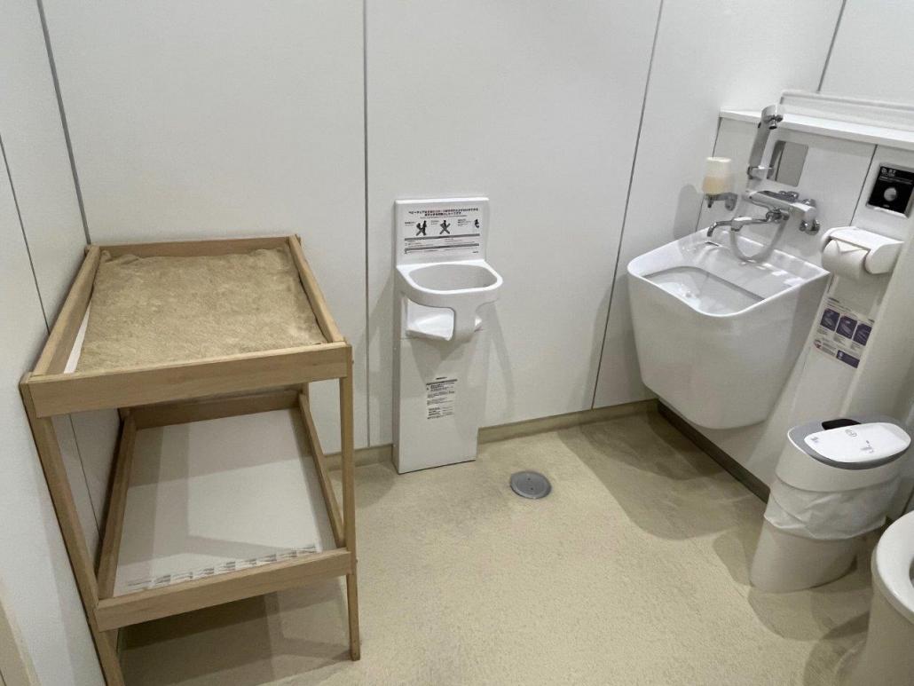 巣鴨体育館バリアフリートイレ設備