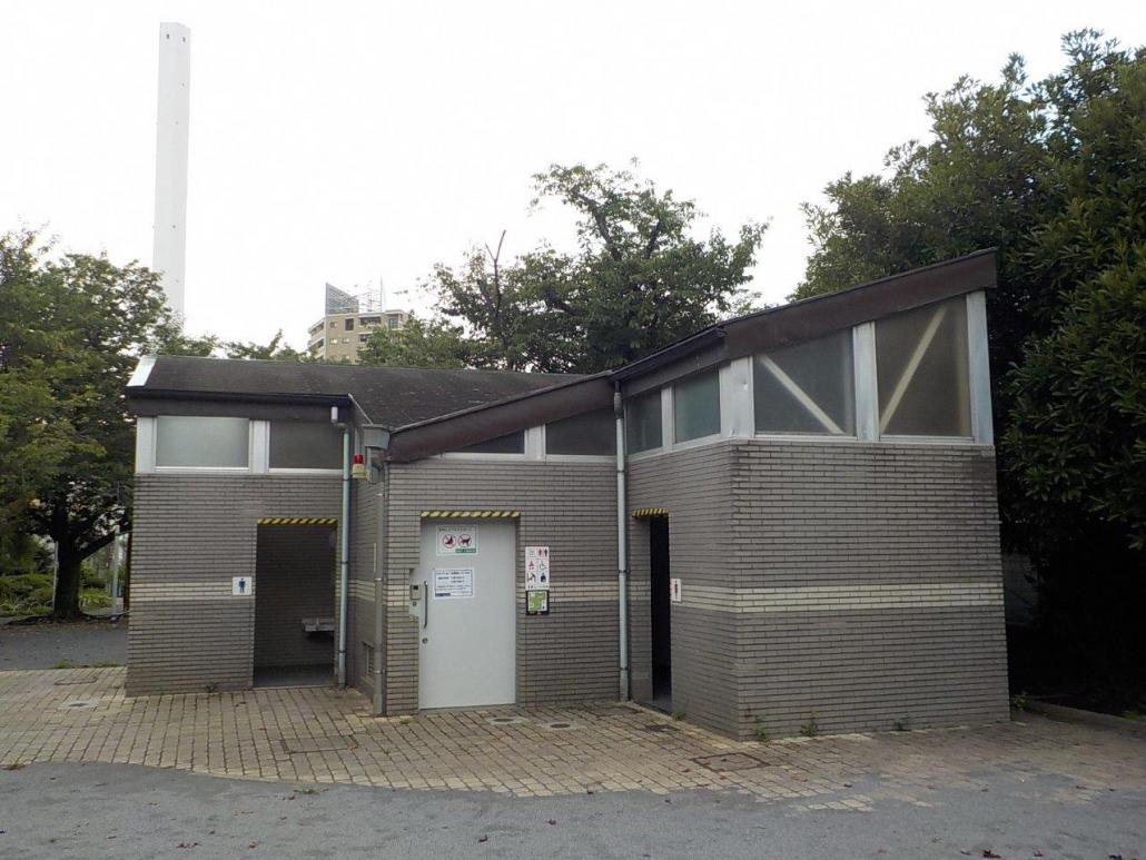 上池袋さくら公園バリアフリートイレ入口