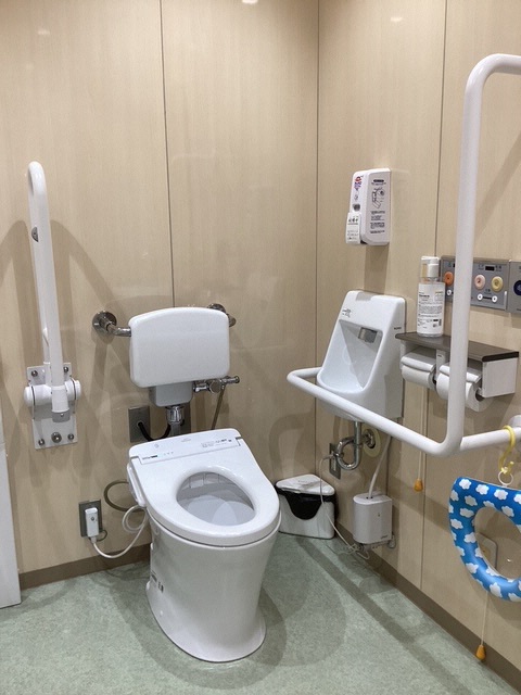 区民ひろばさくら第一バリアフリートイレ