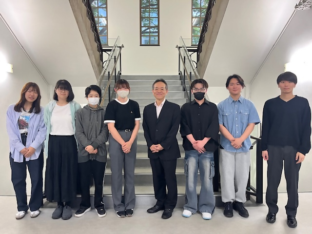 学生の皆様と