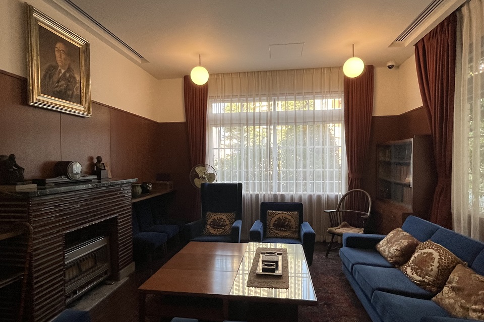 江戸川乱歩邸の居間
