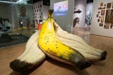 C-DEPOT 三塚新司氏による巨大なバルーンアートの展示