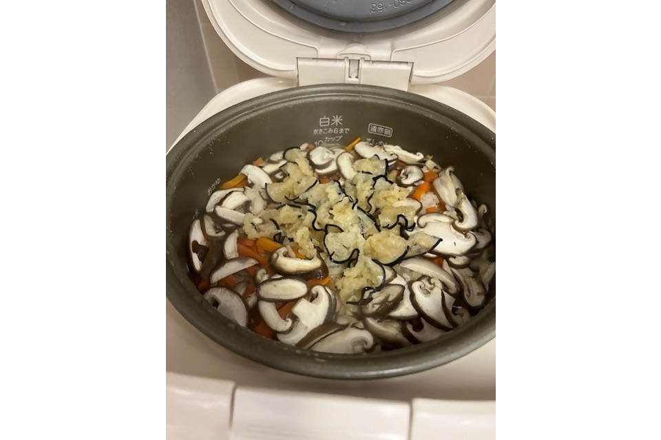 くじら炊き込みご飯