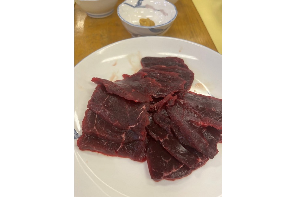クジラの刺身