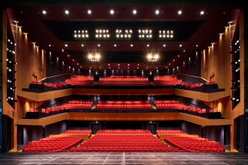 東京建物 Brillia HALL客席