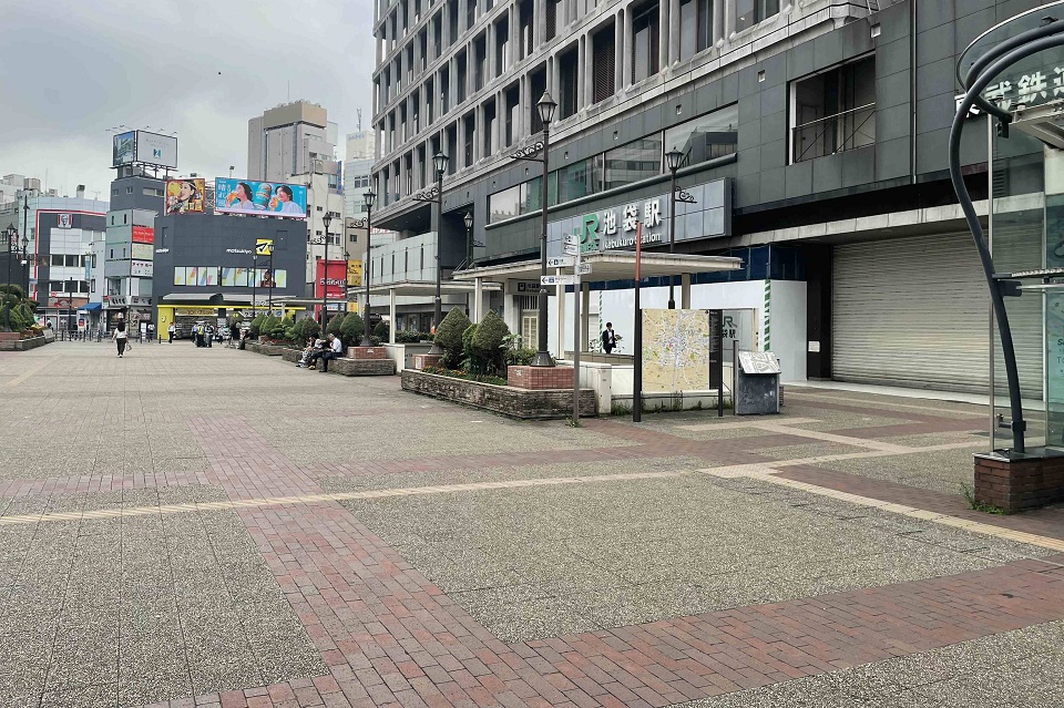 ふくろ祭り会場 西口駅前広場