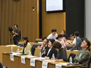議会の様子2