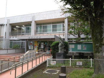 豊島体育館