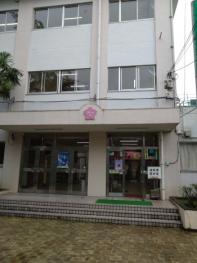 さくら小学校昇降口
